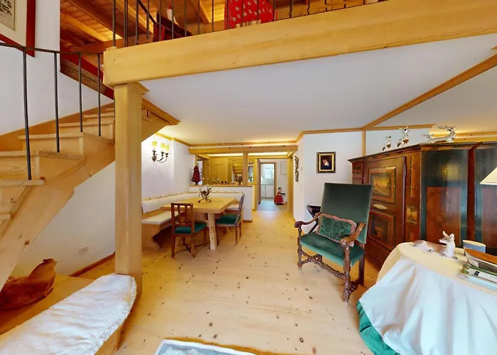 Abitaziun Tretscha - *